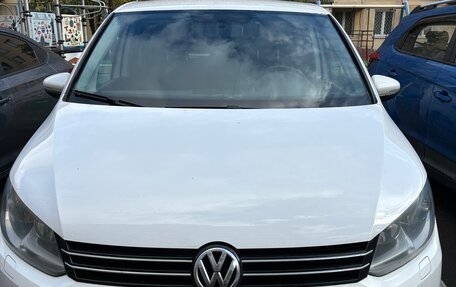 Volkswagen Touran III, 2012 год, 1 000 000 рублей, 3 фотография