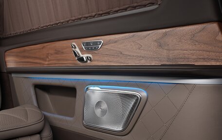 Mercedes-Benz V-Класс, 2025 год, 31 000 000 рублей, 15 фотография
