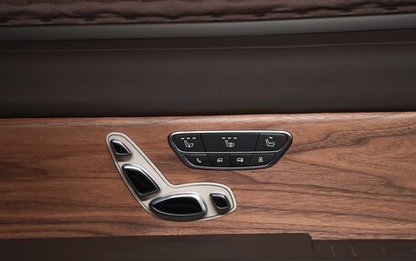 Mercedes-Benz V-Класс, 2025 год, 31 000 000 рублей, 14 фотография