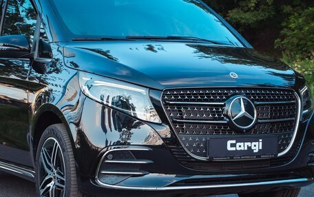 Mercedes-Benz V-Класс, 2025 год, 31 000 000 рублей, 22 фотография