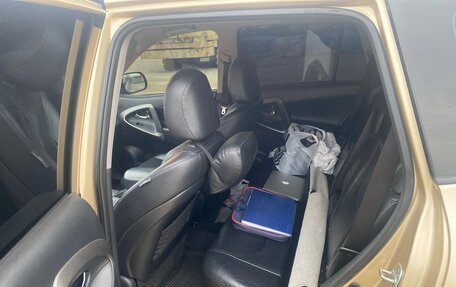 Toyota RAV4, 2011 год, 1 750 000 рублей, 9 фотография