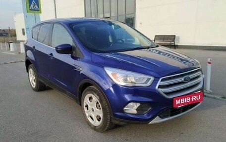 Ford Kuga III, 2017 год, 1 390 000 рублей, 4 фотография