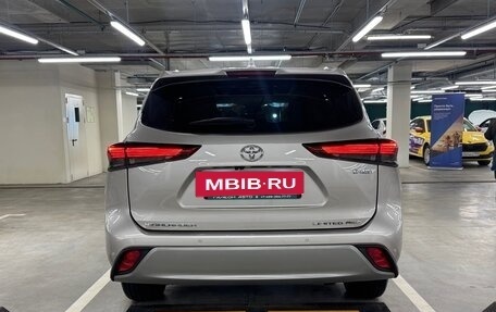 Toyota Highlander, 2025 год, 6 100 000 рублей, 7 фотография