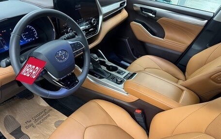 Toyota Highlander, 2025 год, 6 100 000 рублей, 9 фотография