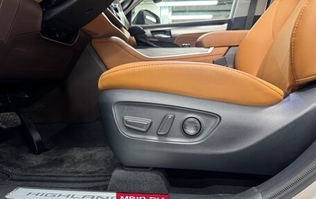 Toyota Highlander, 2025 год, 6 100 000 рублей, 10 фотография