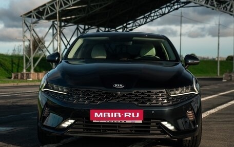 KIA K5, 2021 год, 1 880 000 рублей, 4 фотография
