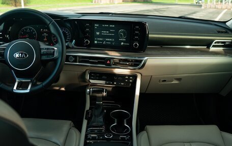 KIA K5, 2021 год, 1 880 000 рублей, 23 фотография