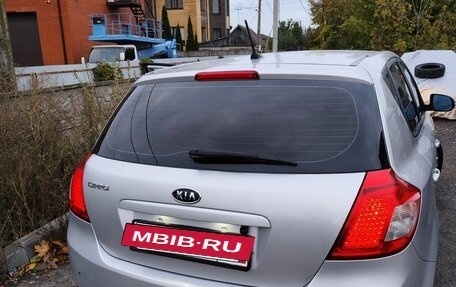 KIA cee'd I рестайлинг, 2010 год, 800 000 рублей, 4 фотография