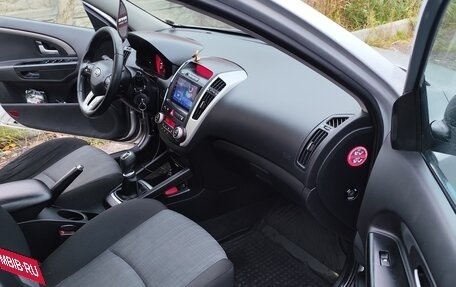 KIA cee'd I рестайлинг, 2010 год, 800 000 рублей, 5 фотография