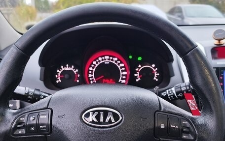 KIA cee'd I рестайлинг, 2010 год, 800 000 рублей, 8 фотография
