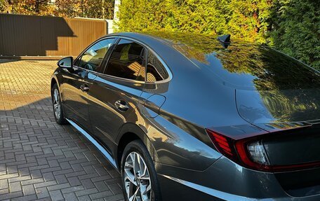 Hyundai Sonata VIII, 2020 год, 2 200 000 рублей, 4 фотография