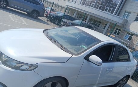 KIA Cerato III, 2010 год, 600 000 рублей, 3 фотография