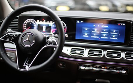 Mercedes-Benz GLE, 2023 год, 9 300 000 рублей, 13 фотография