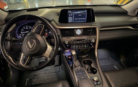 Lexus RX IV рестайлинг, 2020 год, 4 650 000 рублей, 9 фотография