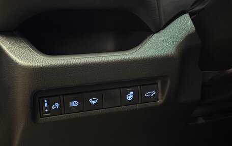 Toyota RAV4, 2019 год, 2 950 000 рублей, 12 фотография