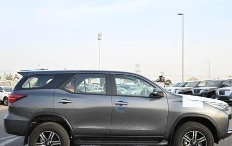 Toyota Fortuner II, 2025 год, 5 250 000 рублей, 3 фотография