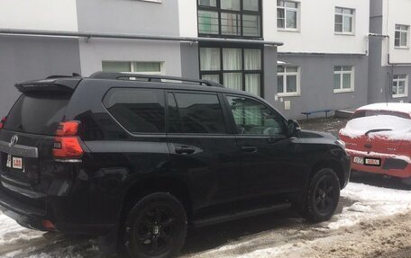 Toyota Land Cruiser Prado 150 рестайлинг 2, 2019 год, 5 100 000 рублей, 4 фотография
