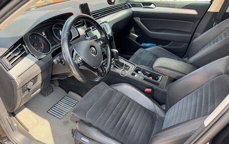 Volkswagen Passat B8 рестайлинг, 2015 год, 2 100 000 рублей, 8 фотография