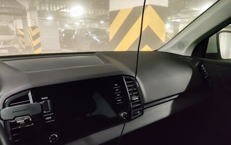 Skoda Karoq I, 2021 год, 2 600 000 рублей, 2 фотография