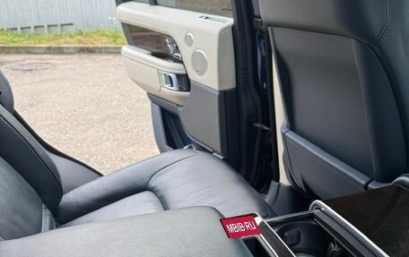 Land Rover Range Rover IV рестайлинг, 2019 год, 8 700 000 рублей, 10 фотография