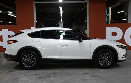 Mazda CX-4, 2022 год, 2 998 000 рублей, 4 фотография