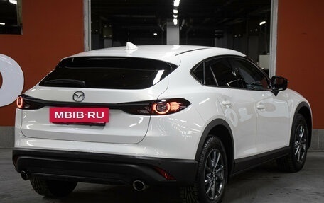 Mazda CX-4, 2022 год, 2 998 000 рублей, 5 фотография