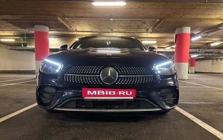 Mercedes-Benz E-Класс, 2020 год, 4 200 000 рублей, 2 фотография