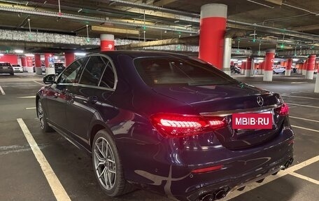 Mercedes-Benz E-Класс, 2020 год, 4 200 000 рублей, 9 фотография