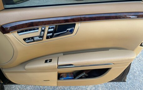 Mercedes-Benz S-Класс, 2010 год, 1 400 000 рублей, 2 фотография