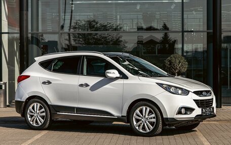Hyundai ix35 I рестайлинг, 2013 год, 955 000 рублей, 3 фотография