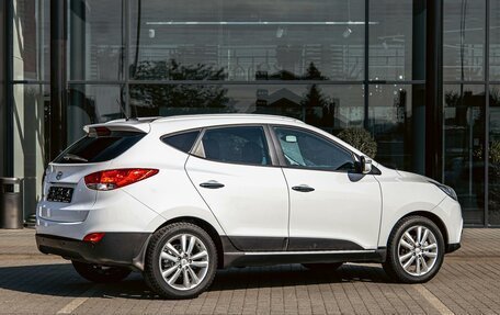 Hyundai ix35 I рестайлинг, 2013 год, 955 000 рублей, 6 фотография