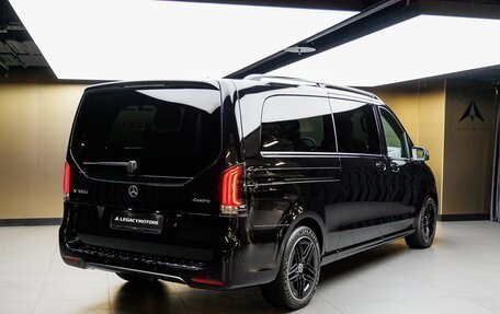 Mercedes-Benz V-Класс, 2024 год, 14 790 000 рублей, 8 фотография