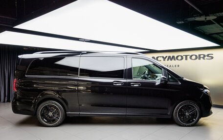 Mercedes-Benz V-Класс, 2024 год, 14 790 000 рублей, 9 фотография