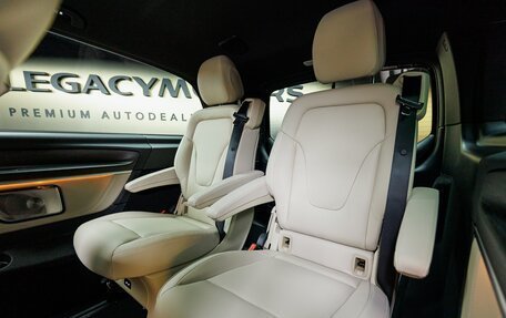 Mercedes-Benz V-Класс, 2024 год, 14 790 000 рублей, 33 фотография