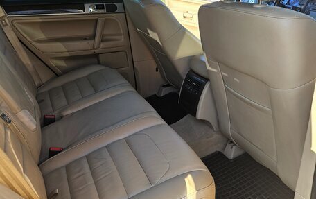 Volkswagen Touareg III, 2007 год, 1 300 000 рублей, 12 фотография