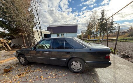 Mercedes-Benz E-Класс, 1992 год, 380 000 рублей, 4 фотография