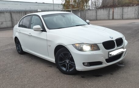 BMW 3 серия, 2011 год, 1 300 000 рублей, 6 фотография