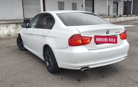 BMW 3 серия, 2011 год, 1 300 000 рублей, 10 фотография