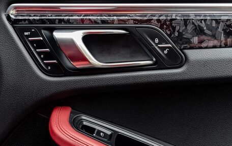 Porsche Macan I рестайлинг, 2014 год, 3 500 000 рублей, 33 фотография