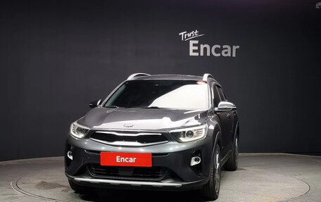 KIA Stonic, 2020 год, 1 600 000 рублей, 1 фотография