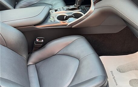 Toyota Camry, 2023 год, 3 700 000 рублей, 7 фотография