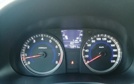 Hyundai Solaris II рестайлинг, 2013 год, 750 000 рублей, 11 фотография