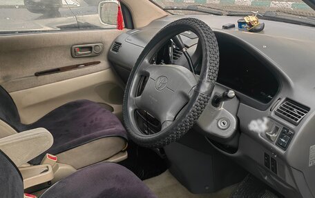 Toyota Gaia, 2000 год, 550 000 рублей, 4 фотография