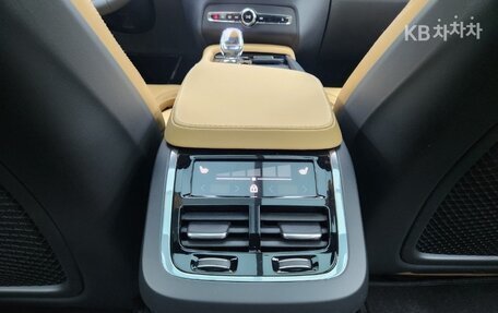 Volvo XC90 II рестайлинг, 2024 год, 6 790 099 рублей, 17 фотография