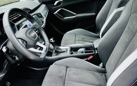 Audi Q3, 2021 год, 2 600 000 рублей, 10 фотография