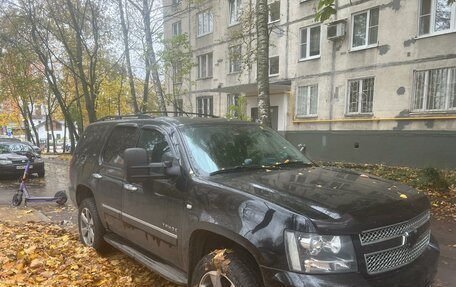 Chevrolet Tahoe III, 2013 год, 2 250 000 рублей, 3 фотография