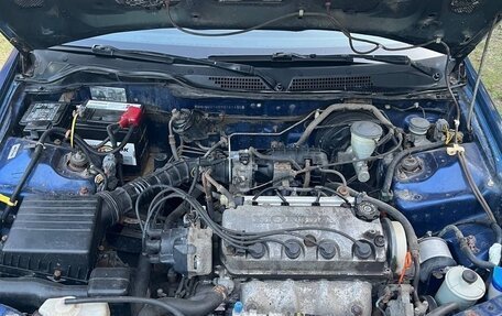 Honda Civic VII, 2000 год, 200 000 рублей, 11 фотография