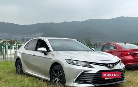 Toyota Camry, 2021 год, 2 290 000 рублей, 3 фотография