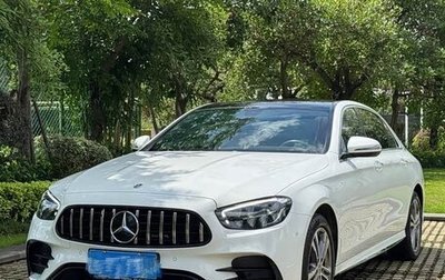 Mercedes-Benz E-Класс, 2022 год, 3 050 999 рублей, 1 фотография