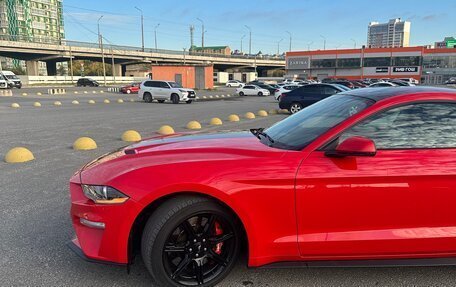 Ford Mustang VI рестайлинг, 2019 год, 2 850 000 рублей, 8 фотография